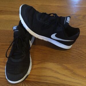Sale!!Nike Black Running Shoes